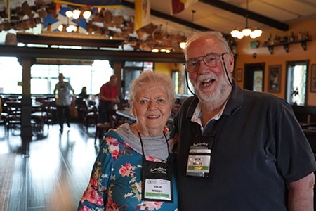 m 52121870825 220a1dccf4 w